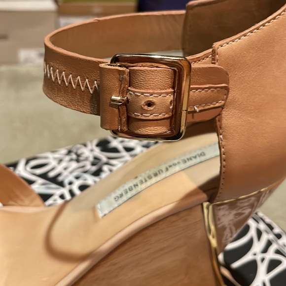 DVF Alara - Picture 4 of 7